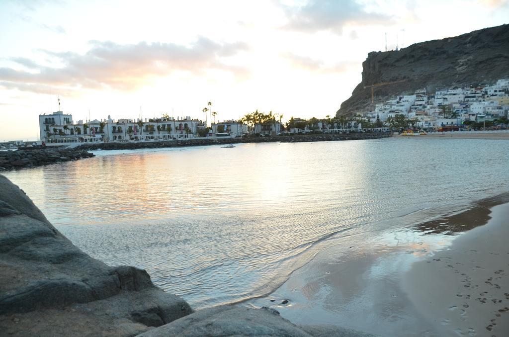 Pension Playa Puerto De Mogan Exterior photo